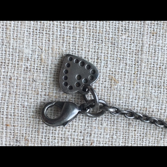 Stella & Dot Hematite Clover Key Necklace - Picture 10 of 12